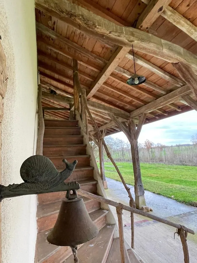 Domaine Des Granges Neuves Hotel Confrancon Guest house