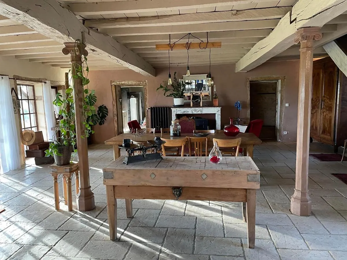 Guest house Domaine Des Granges Neuves Hotel Confrancon France