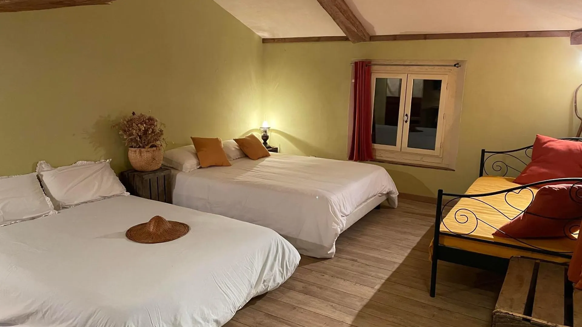 Domaine Des Granges Neuves Hotel Confrancon France