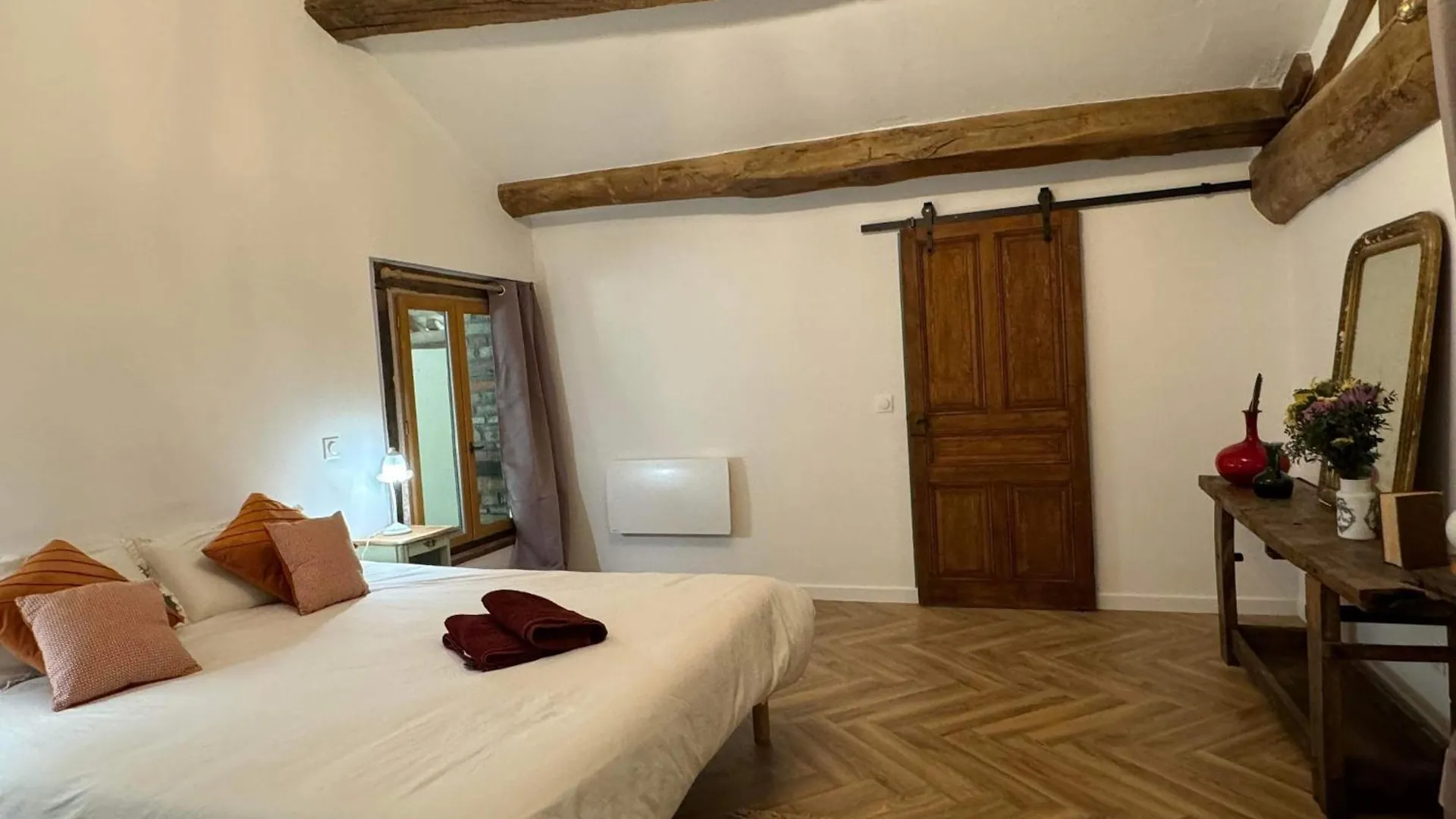 Guest house Domaine Des Granges Neuves Hotel Confrancon